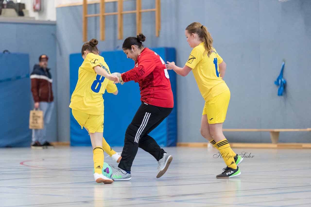 Bild 215 - C-Juniorinnen 3 Loewinnen Cup